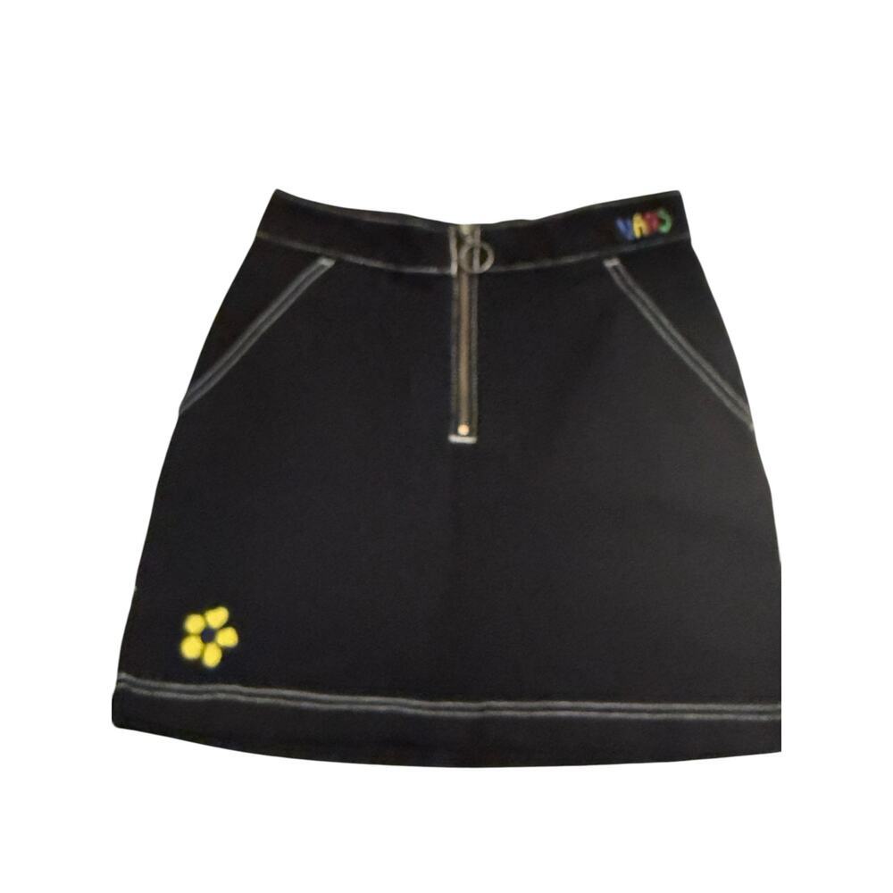 NWOT Black w/White Thread Trim Heavy Zipper Front VANS in Colors Skirt  XS​